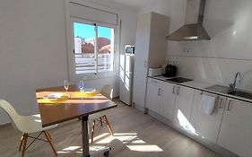 Rosesapparts Estudios & Parking